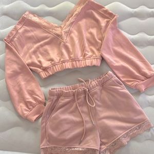 Fashion Nova Small, Pink, two piece short set with lace.